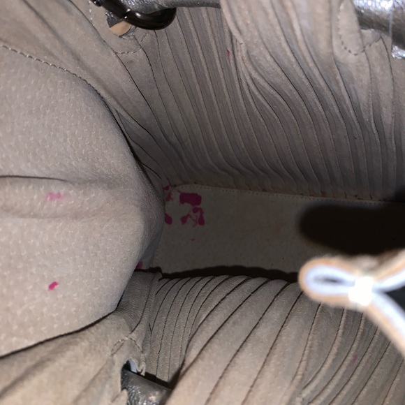 Authentic Giorgio Armani bag! - Picture 5 of 5